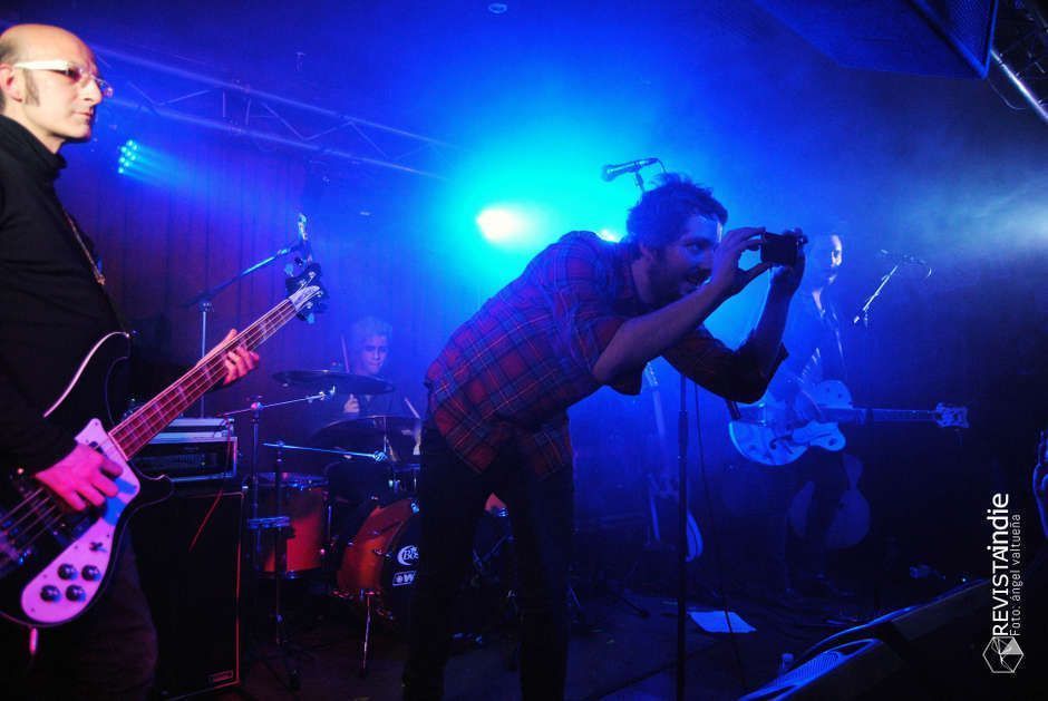 villanueva 33 pop rock indie conciertos