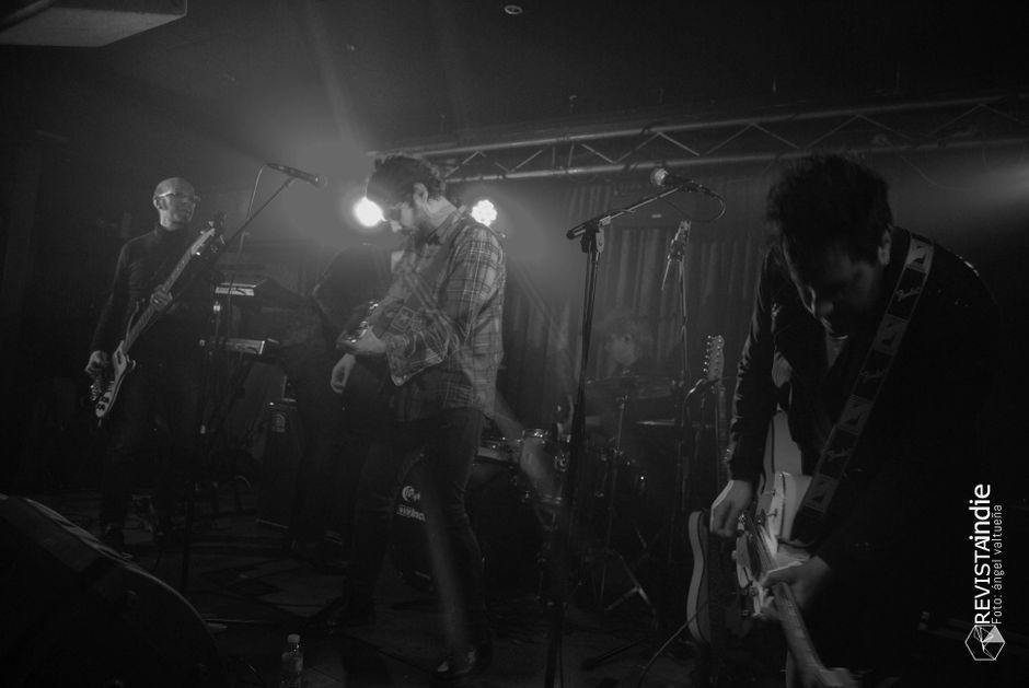 villanueva 42 pop rock indie conciertos