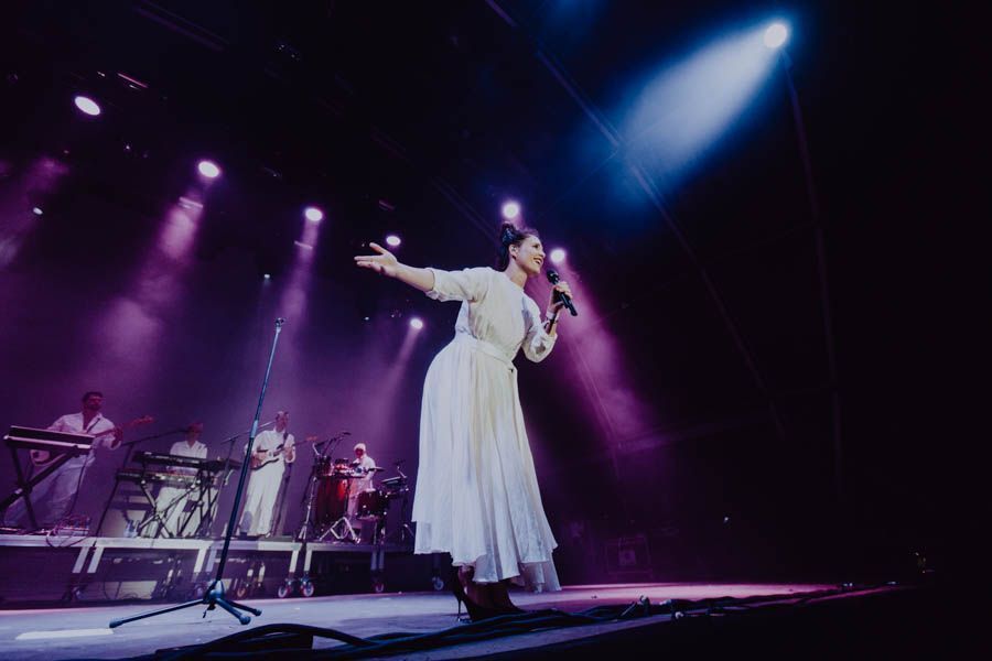 FIB18 ADRIANMOROTE JESSIE WARE  9